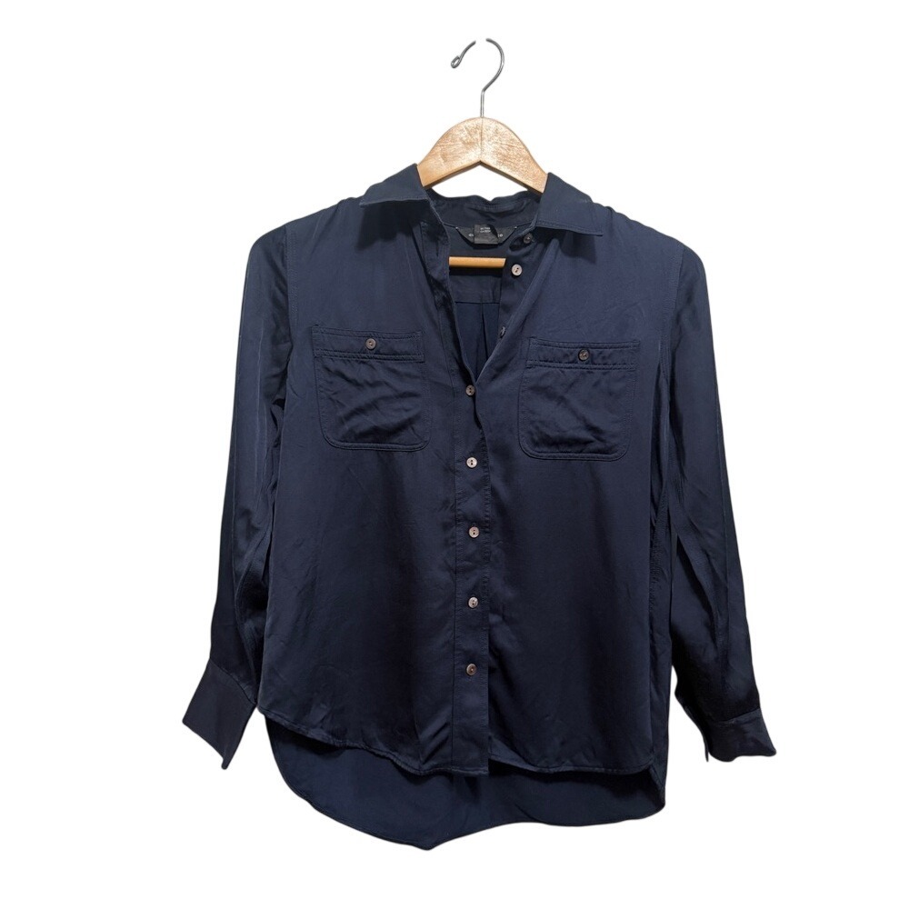 Club Monaco Collared Blouse Button Down XS Navy Silky Classic Quiet Luxury Shirt